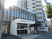 銀行「阿波銀行昭和町支店まで233m」