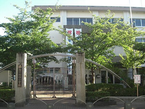 画像15:【小学校】助任小学校まで738ｍ