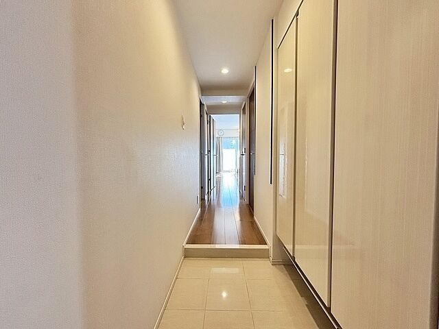 玄関 ブリシア三鷹 3階/-