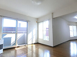 コーポげんじ菊水 402 4階1LDKのリビング/ダイニング