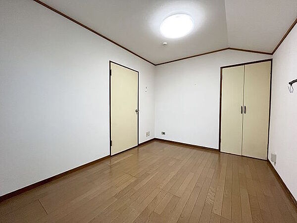 寝室を拡大表示