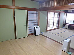 居間