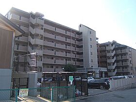 京都府宇治市五ケ庄折坂（賃貸マンション3LDK・3階・67.28㎡） その1