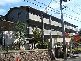 京都府京都市山科区日ノ岡堤谷町（賃貸マンション3LDK・1階・65.33㎡） その1