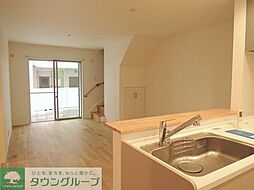 JR南武線 矢野口駅 徒歩7分の賃貸テラスハウス 1階3LDKのリビング/ダイニング