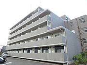 東側からの外観です