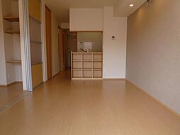 クレシアコート 102 1階1LDKのリビング/ダイニング