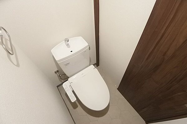 画像10:トイレって何故か落ち着くスペースですね