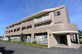 エバーグリーン  ｜ 大阪府枚方市招提元町１丁目（賃貸マンション2LDK・2階・73.95㎡） その1