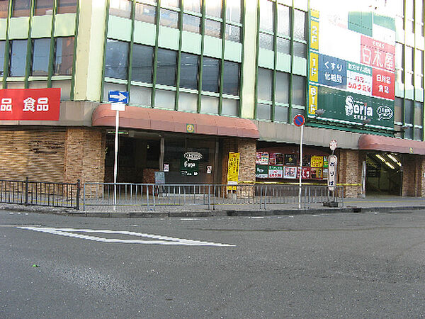 画像21:シルク枚方駅前店（465m）