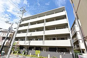 イーウエスト  ｜ 大阪府枚方市川原町（賃貸マンション1K・5階・29.70㎡） その1