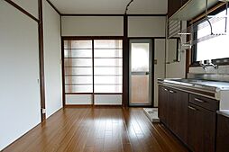 居間