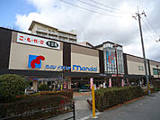 万代 香里ヶ丘店（936m）