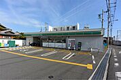 ローソンストア100 枚方村野本町店（137m）