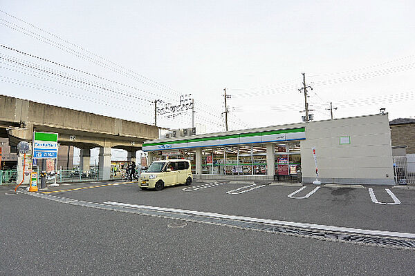 画像19:ファミリーマート 星田駅東店（278m）