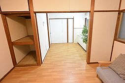 居間