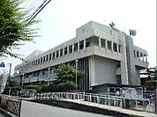 交野市役所（178m）