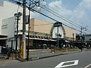 スーパーマーケットラッキー 交野店（382m）