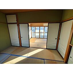 居間