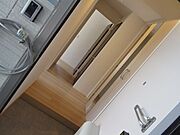 ※室内写真は101号室です。