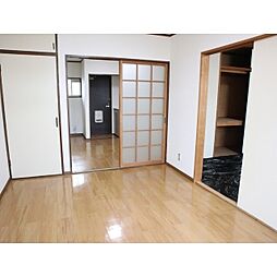 居間