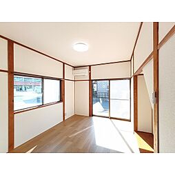 居間