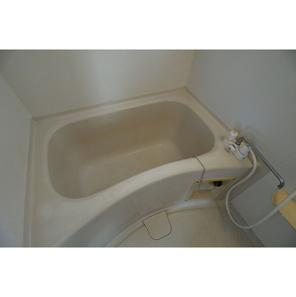 画像17:浴槽・水栓