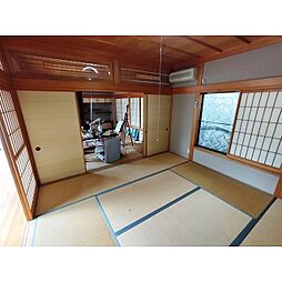居間