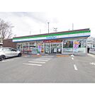 コンビニ「ファミリーマート須坂駅南店まで752ｍ」