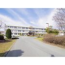 中学校「須坂市立相森中学校まで815ｍ」