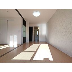 セジュール・アルス 1階1LDKのリビング/ダイニング