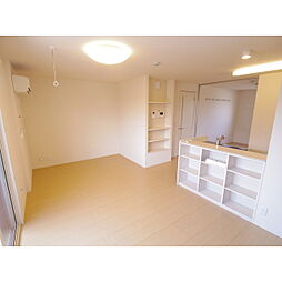 ペルソワール高田 2階1LDKのリビング/ダイニング