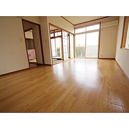 居間