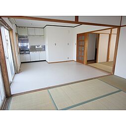 ハイツ丹波島1 2階2DKのリビング/ダイニング