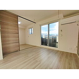 トリシア篠ノ井