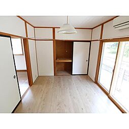 居間