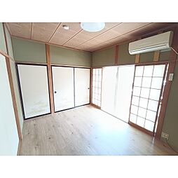 居間