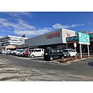 スーパー「綿半スーパーセンター稲里店まで758ｍ」