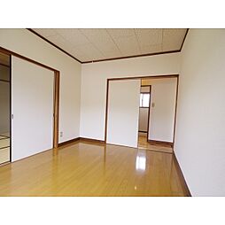居間