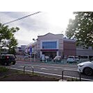 スーパー「イオン佐久平店まで2015ｍ」