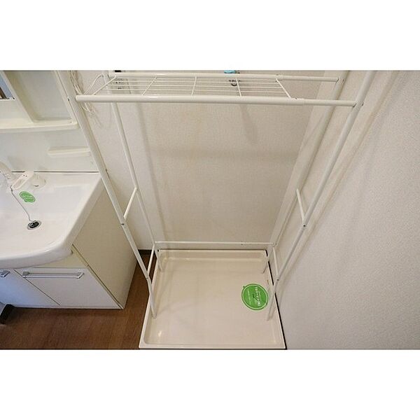 画像13:室内洗濯機置き場