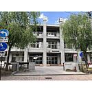 中学校「長野市立柳町中学校まで648ｍ」