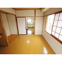 居間