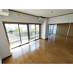 ゆたかビル 3階2LDKのリビング/ダイニング