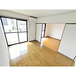 居間