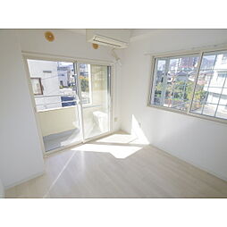 ハニービル 2階1Kのリビング/ダイニング