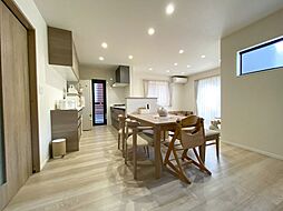 大津市坂本2丁目 2SLDKのリビング/ダイニング