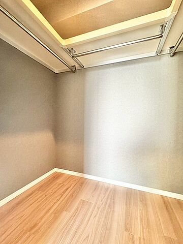 収納 ウイング・ビュー 26階/-