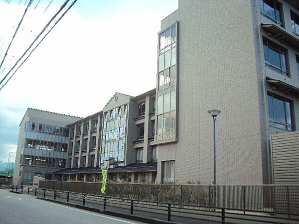 画像18:彦根市立東中学校（1050m）