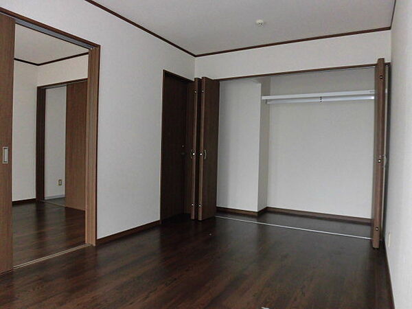 apartment 福島県伊達市保原町字久保53-19
地図を見る